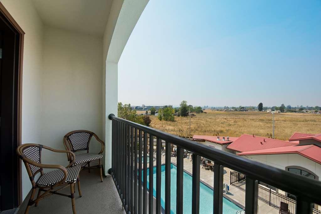 Oxford Suites Sonoma - Rohnert Park Eksteriør billede