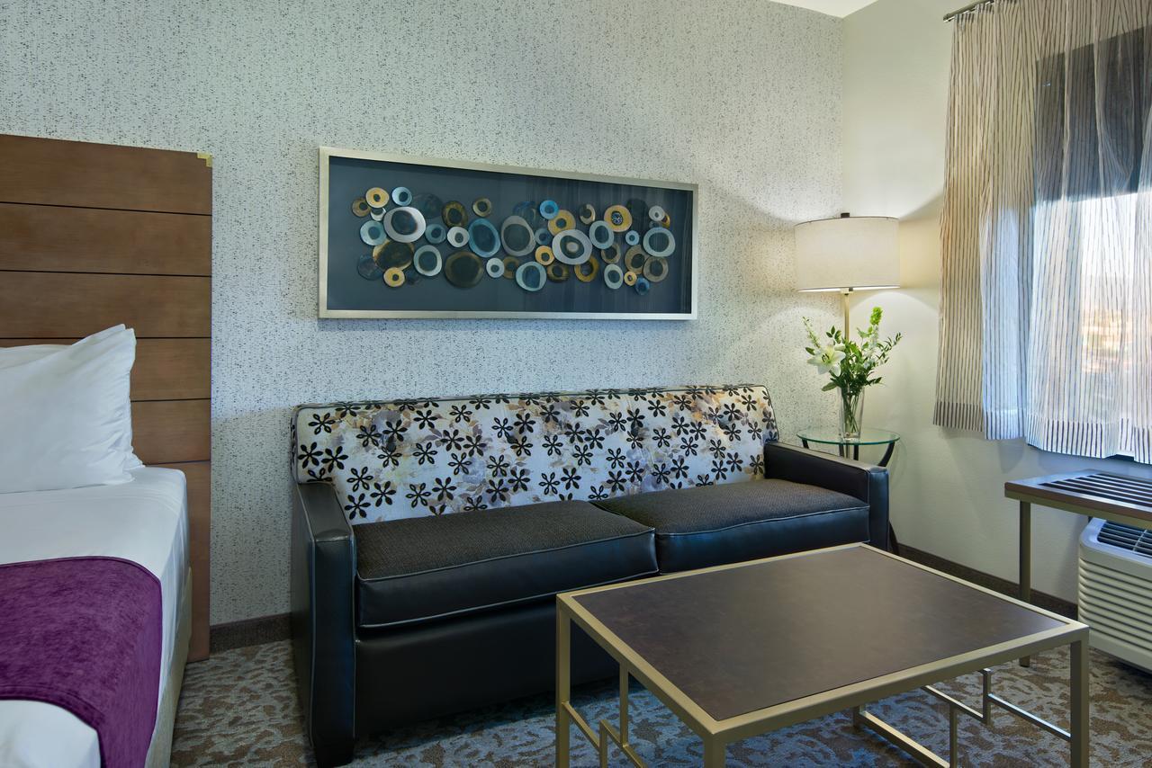 Oxford Suites Sonoma - Rohnert Park Eksteriør billede