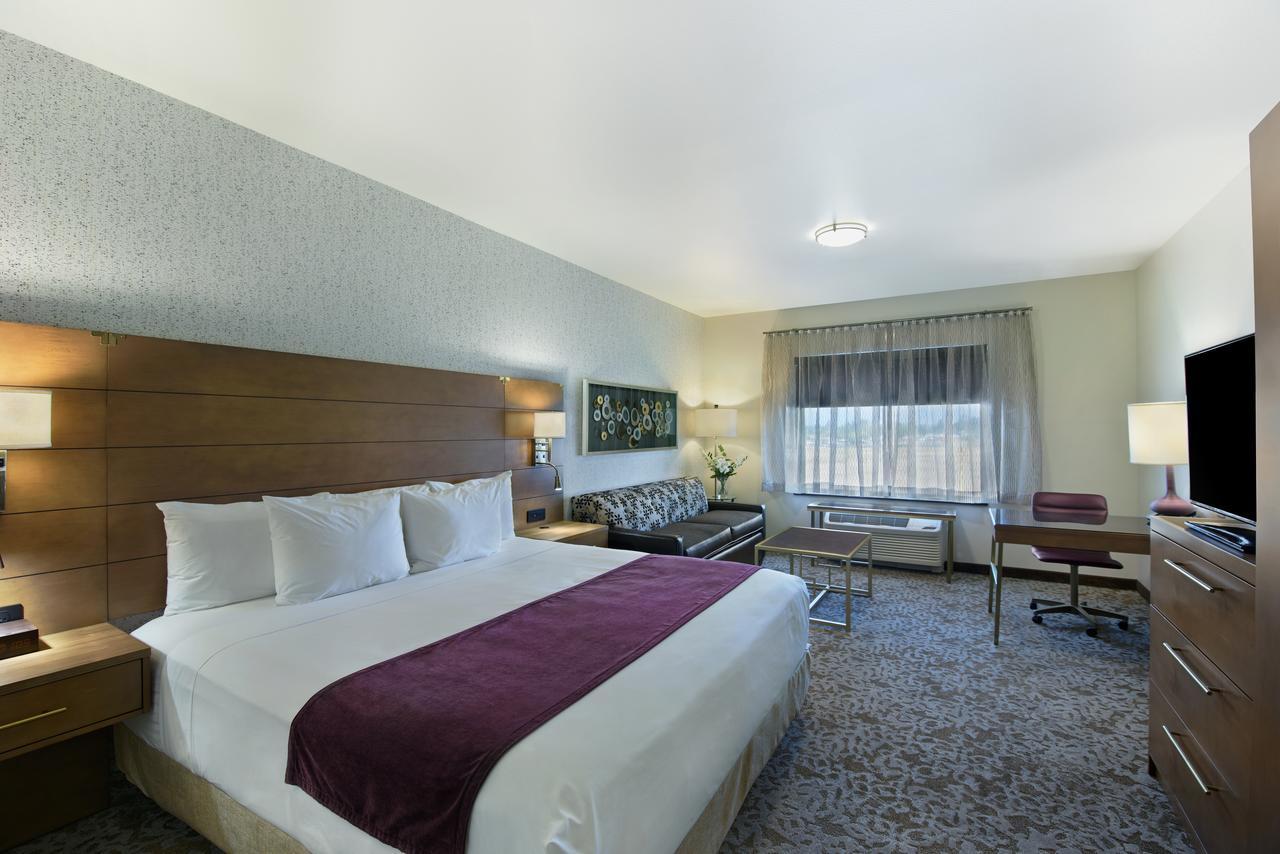 Oxford Suites Sonoma - Rohnert Park Eksteriør billede